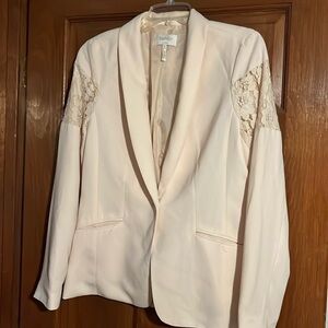 Laundry size 8 soft pink blazer NWOT